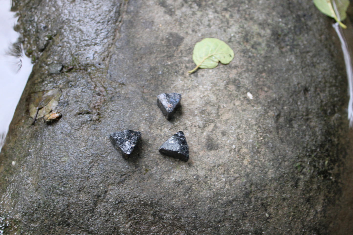 Tormalina nera grezza (Brasile)